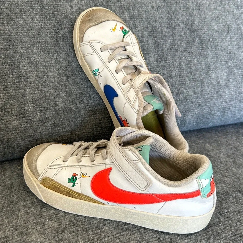 Nike Blazer Low 77 Kids White Cartoon Graphic Shoes DJ5203-164 Size 3Y